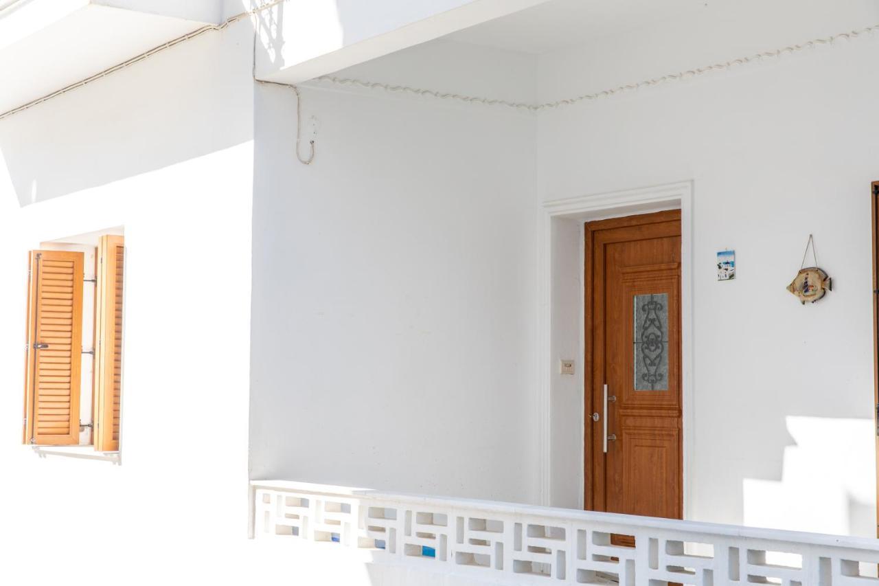 Gatis Place Naxos City Exterior photo